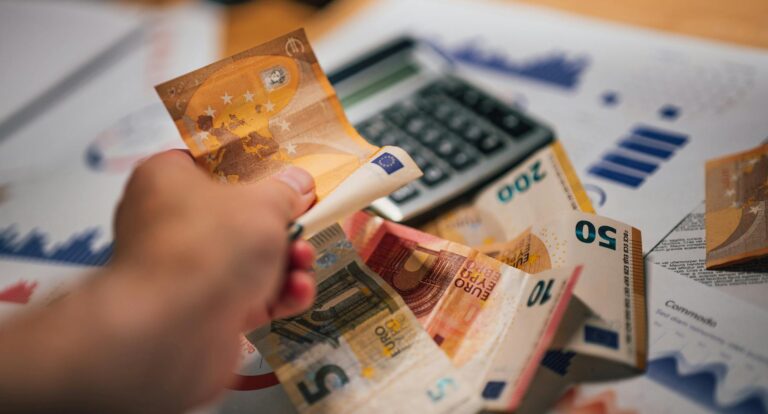 Geriatric Care Manager Fees Explained, and When the Cost Is Worth Paying - Featured image