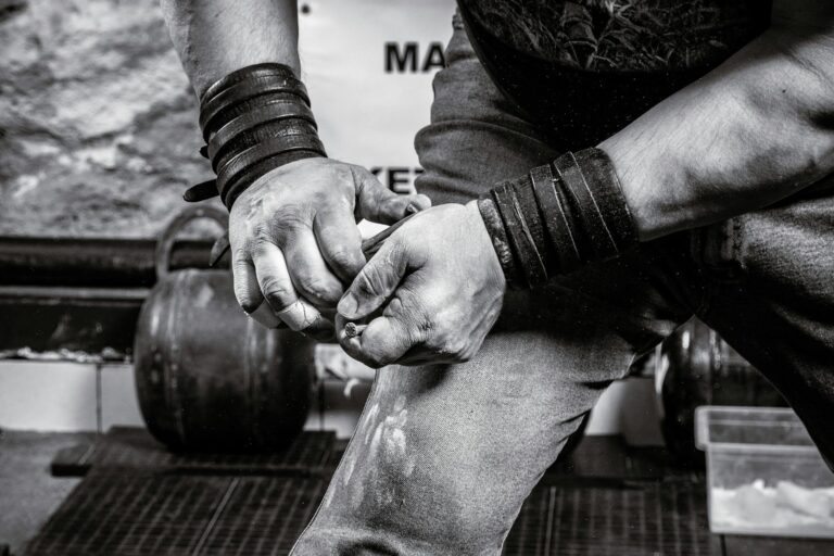 Grip Strength Drops 1% per Year After 50, and That Number Predicts Survival - Featured image