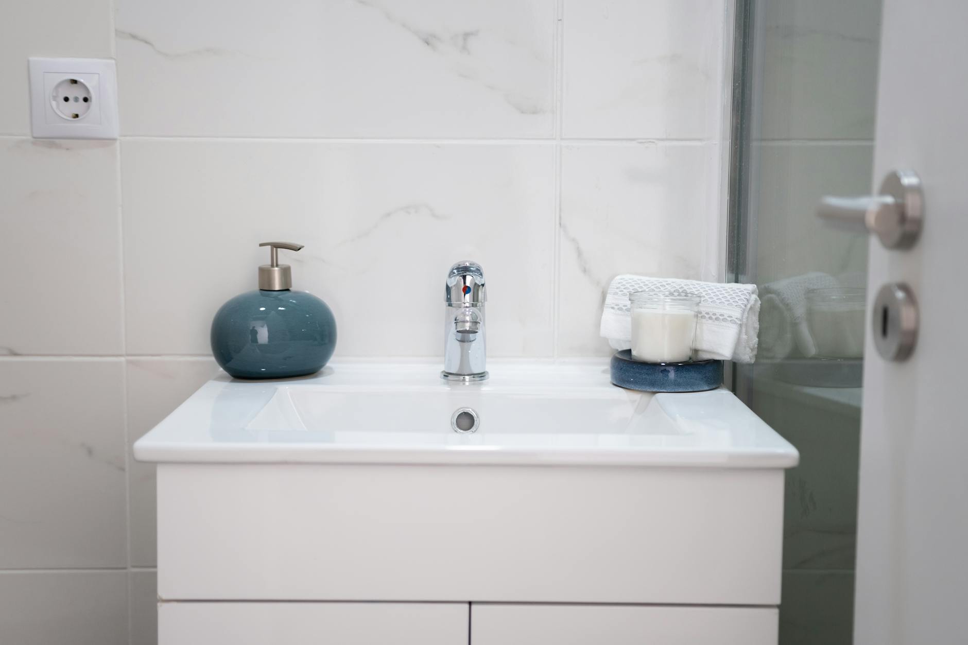 Why Are Bathroom Falls So Common Among Older Adults?
