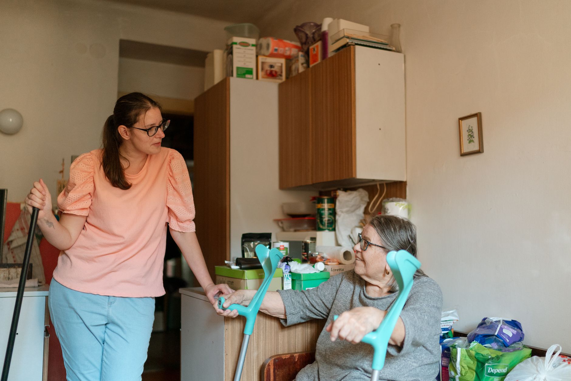 Caregiver Absence and the Acceleration of Decline
