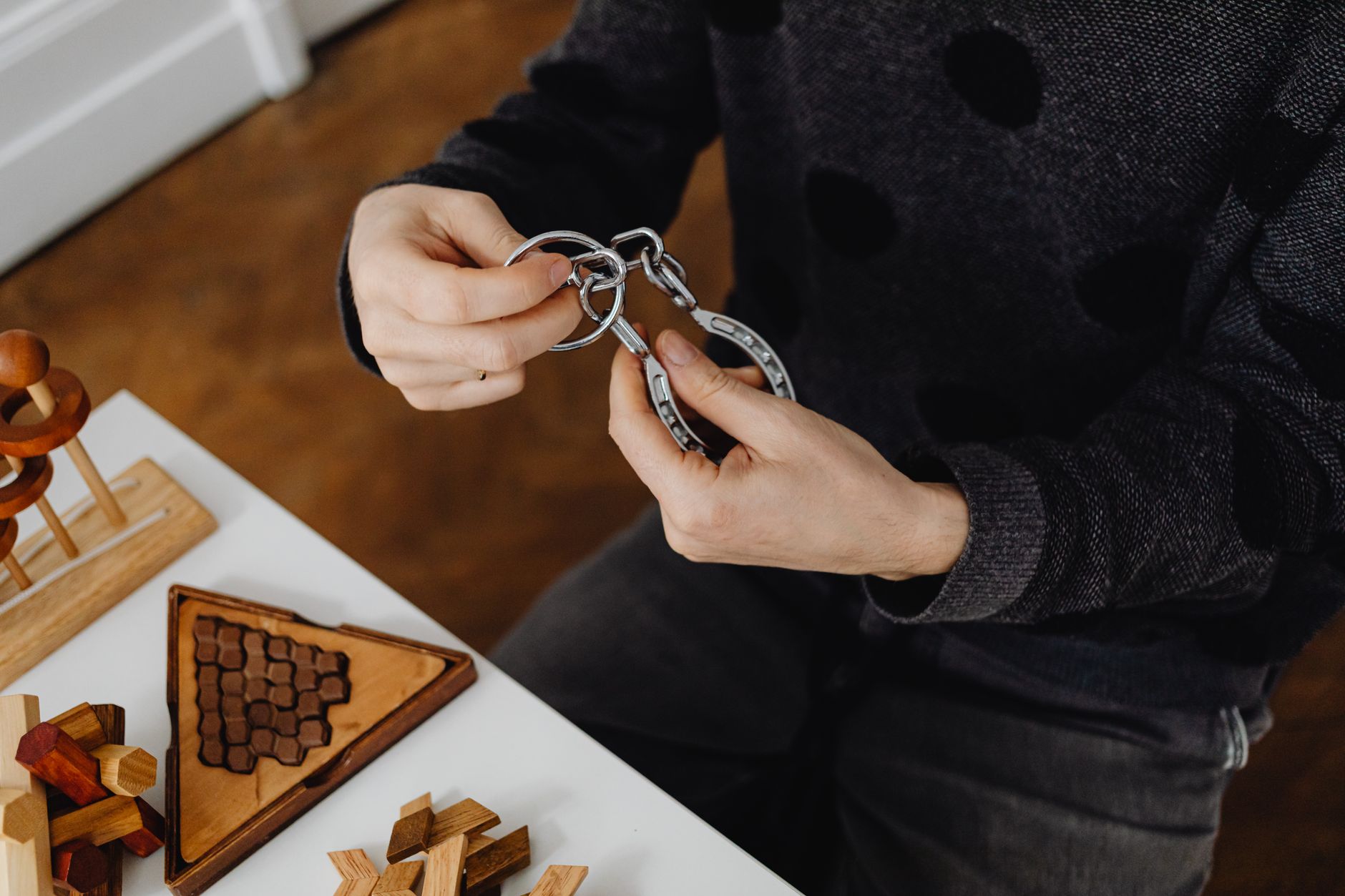 How Cognitive Training Shapes the Mental Day of Independent Older Adults