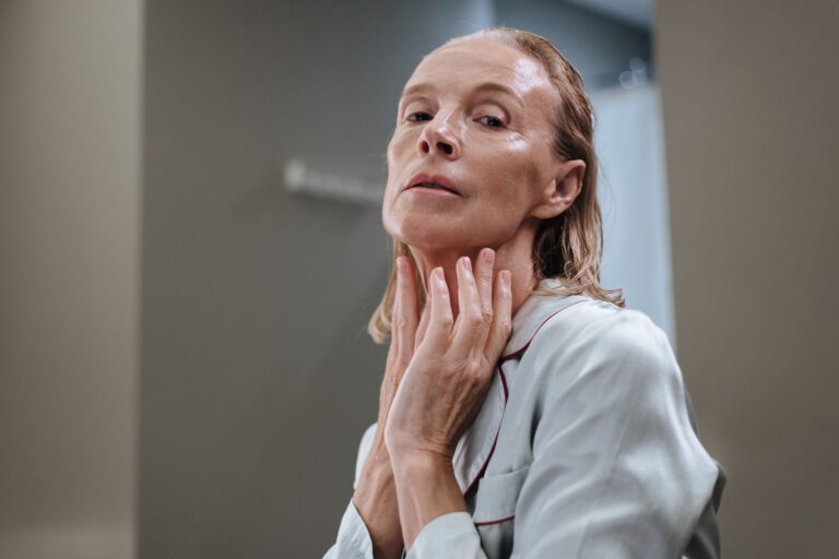 How Consistent Routines Keep Older Adults Steady and Safe - Featured image