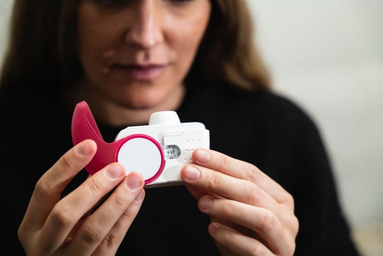 How COPD Limits a Parent's Daily Activity and What Helps - Featured image