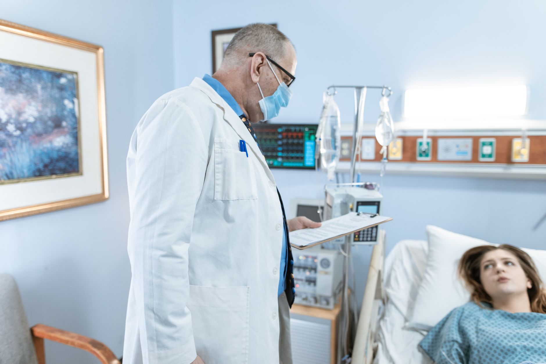How Do Mouth Infections Impact Hospitalization and Independence?