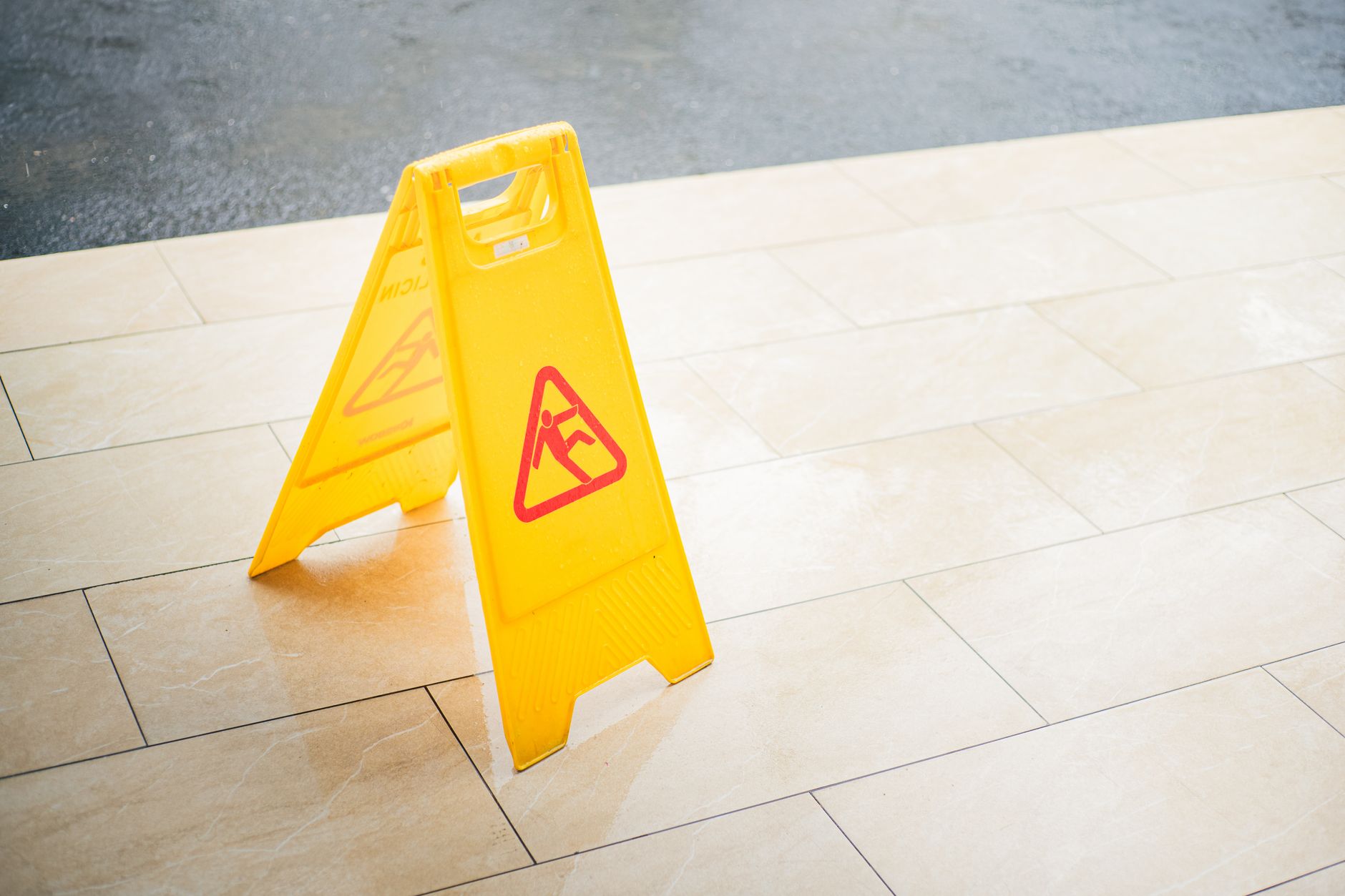 Recognizing Early Warning Signs Before Aggression Escalates
