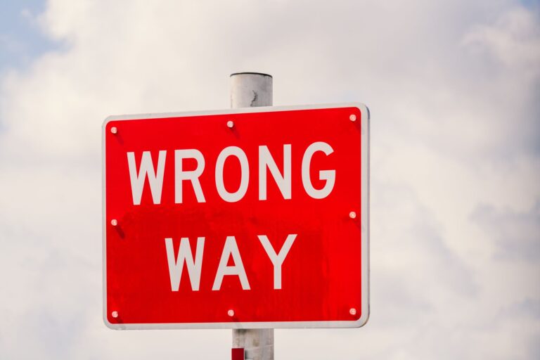 The Cognitive Warning Signs Independent Seniors Watch For - Featured image