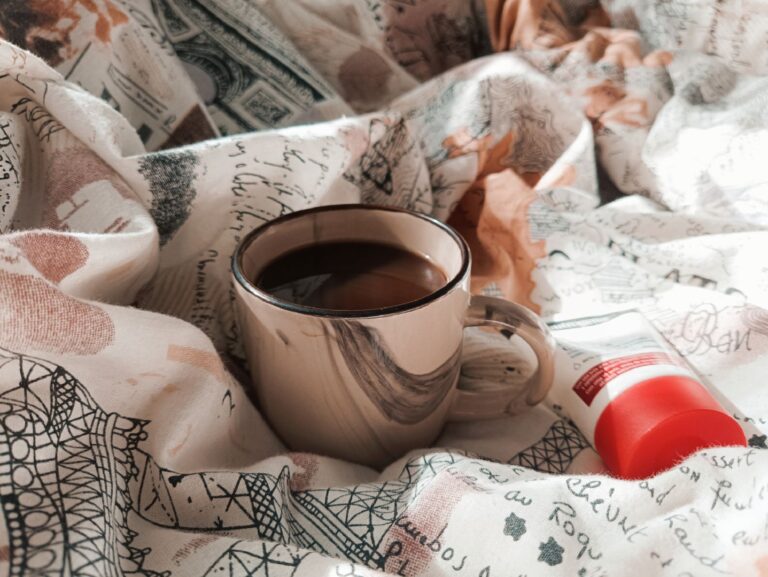 The Simple Morning Routine That Keeps Seniors Self-Sufficient - Featured image