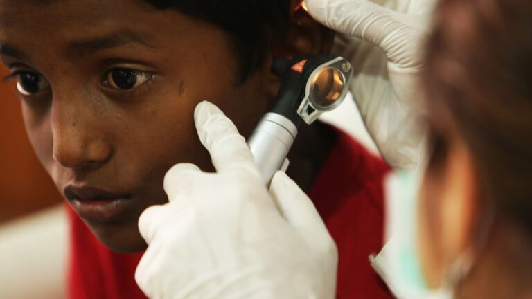 The Vision and Hearing Changes That Quietly Erode Independence - Featured image