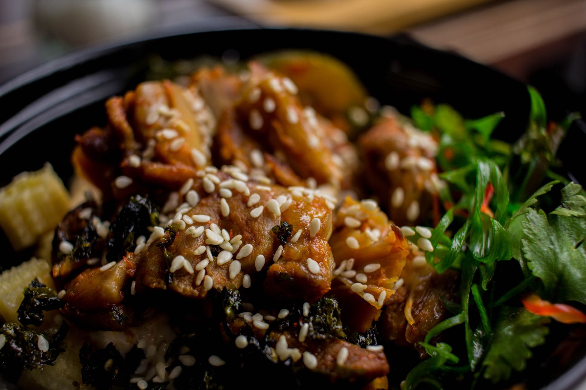 What Types of Meal Delivery Services Work Best for Independent Seniors?