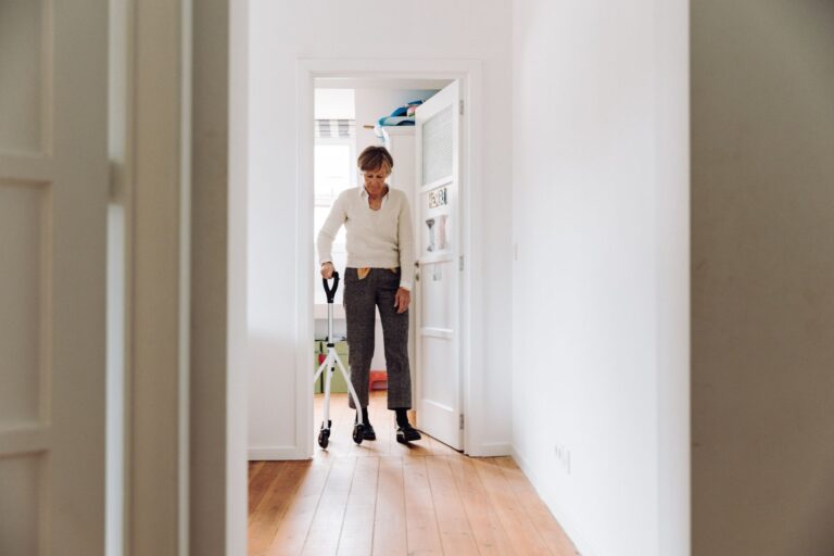 Why 49% of Seniors Feel Safer With Assistive Technology - Featured image