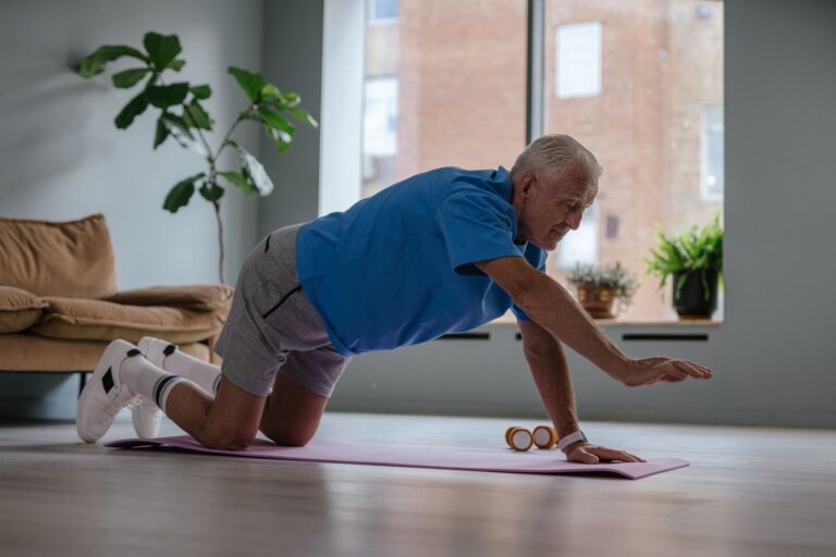 Best Core Exercises for Seniors - Featured image