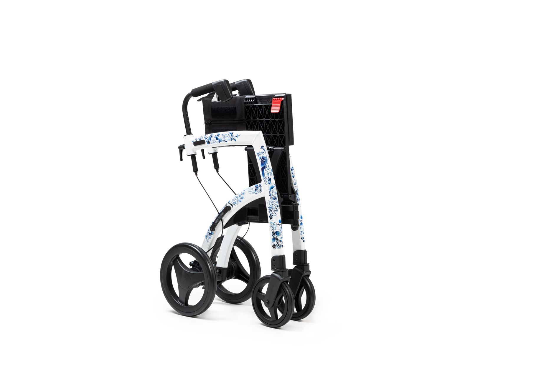 Choosing Between Canes, Walkers, and Rollators for Your Situation