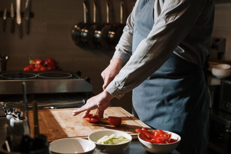 Safe Kitchen Tips - Featured image