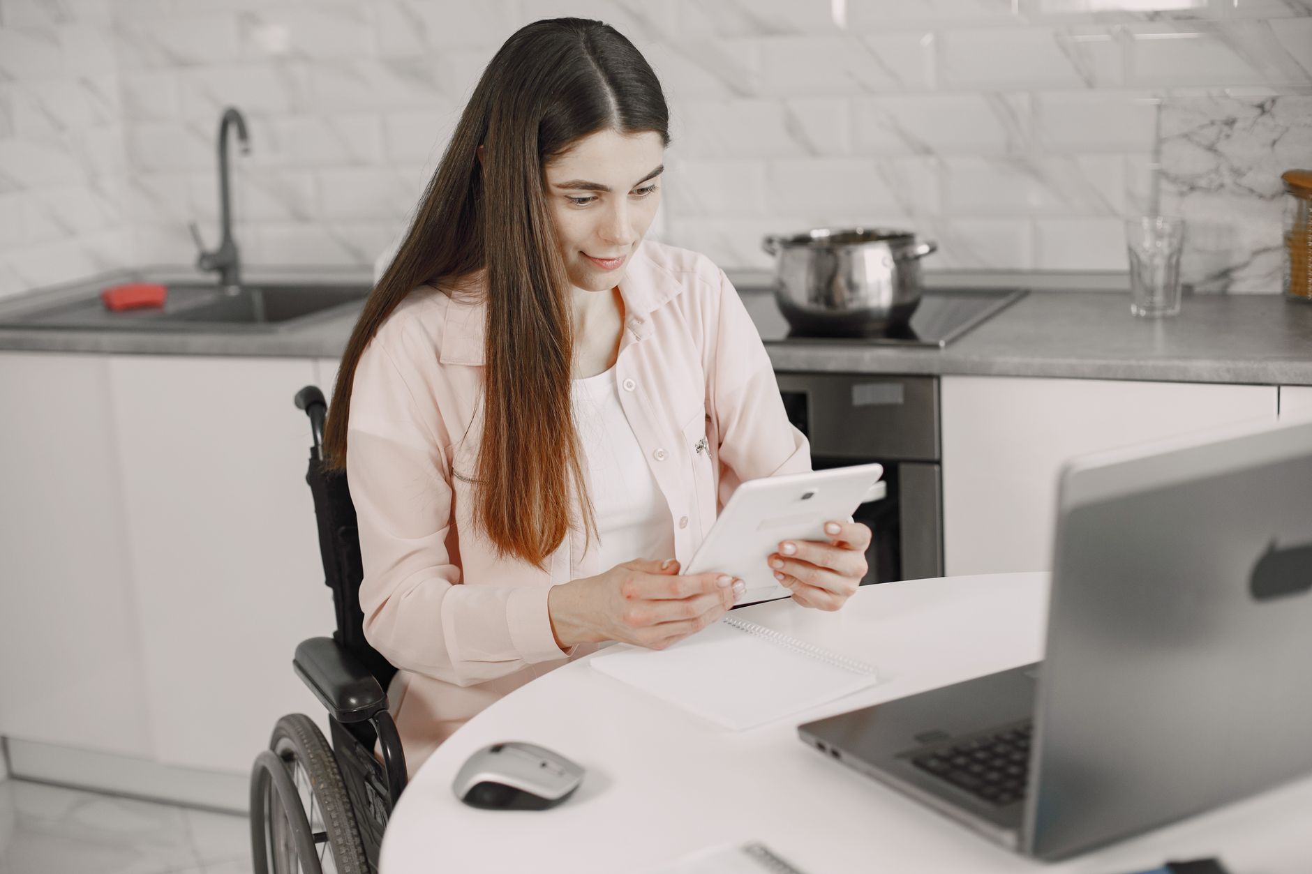 Technology, Monitoring, and When It Helps