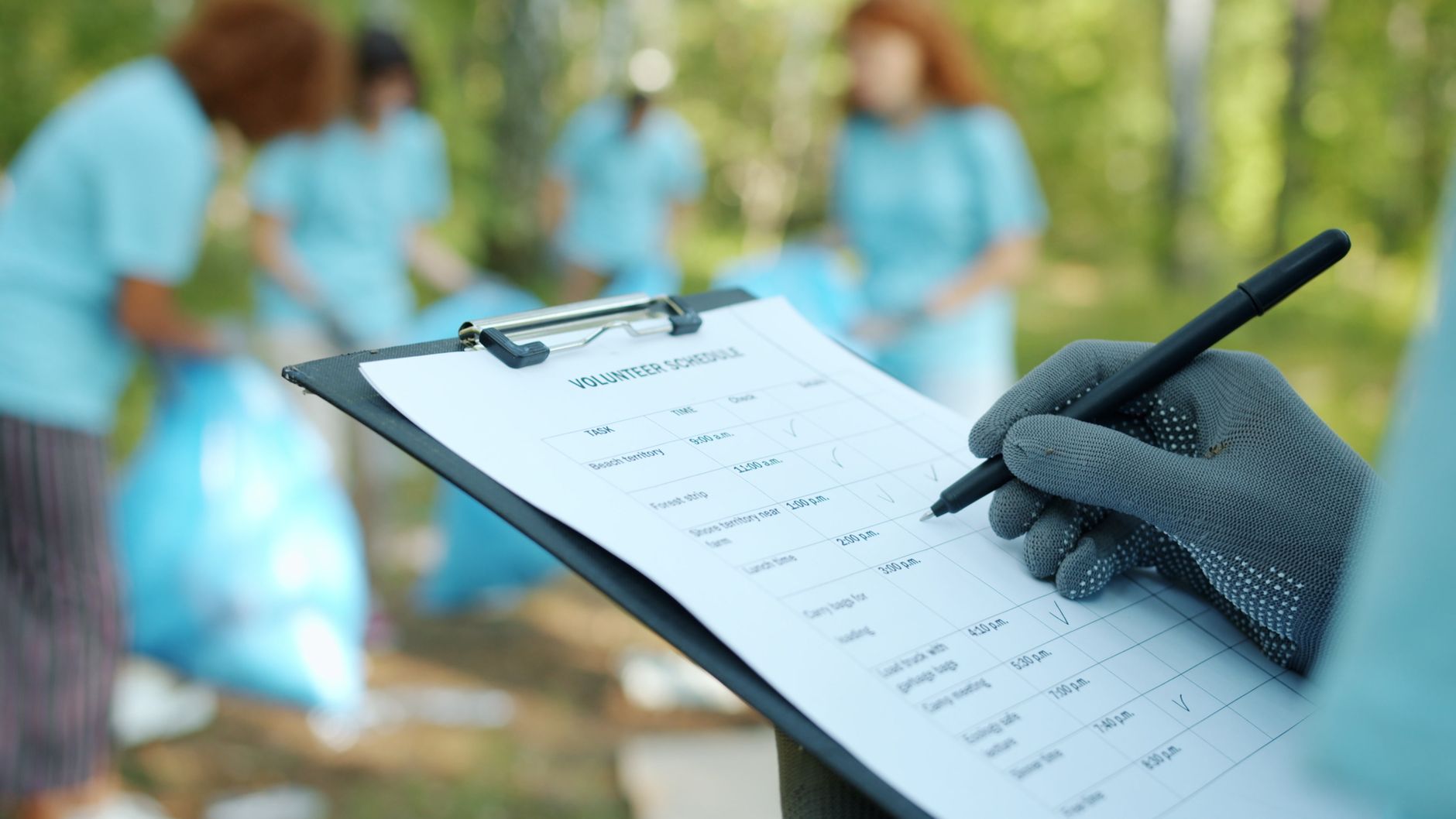 What Types of Volunteer Roles Work Well for Older Adults?
