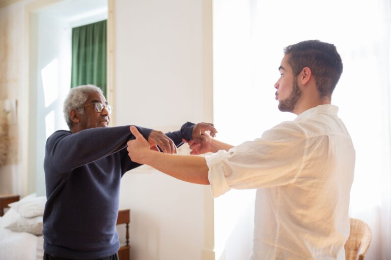 Helping an Older Parent Read a 2027 Medicare Annual Notice of Change - Featured image