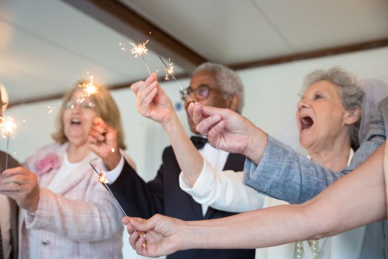 Senior Community Activities When Memory Problems Make Introductions Difficult - Featured image