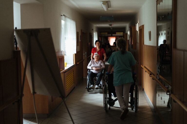 Aging in Place This Fall: A Room-by-Room Home Safety Checklist - Featured image